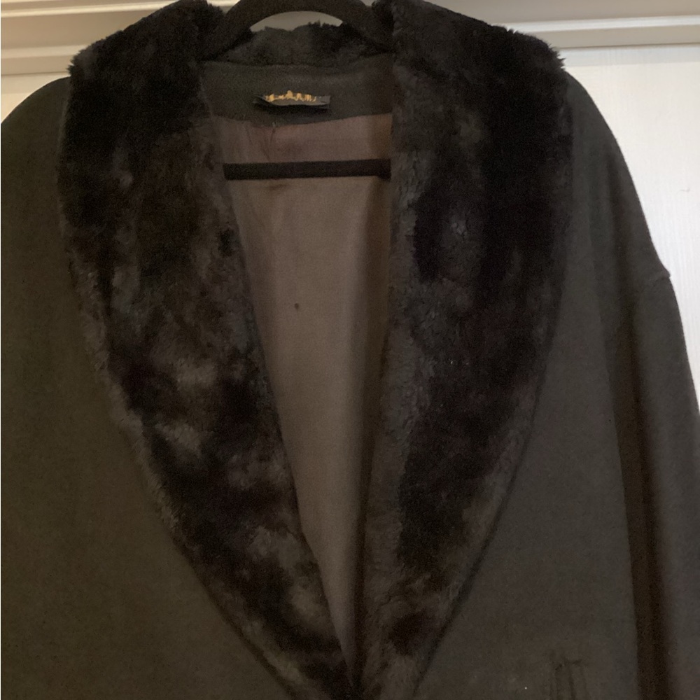 Black 100% Wool Jacket with Faux Fur - Picture 3 of 8